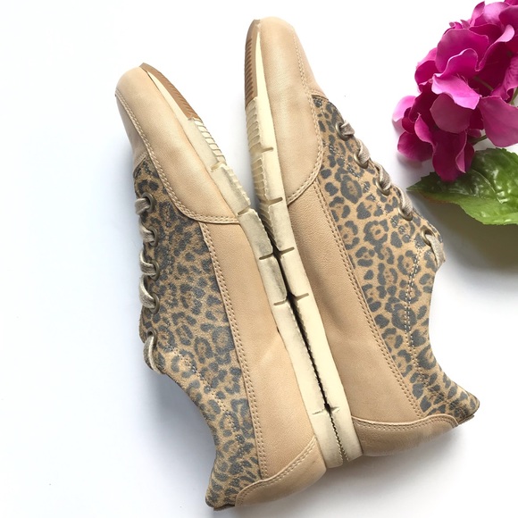 SOLD - Picture 4 of 8